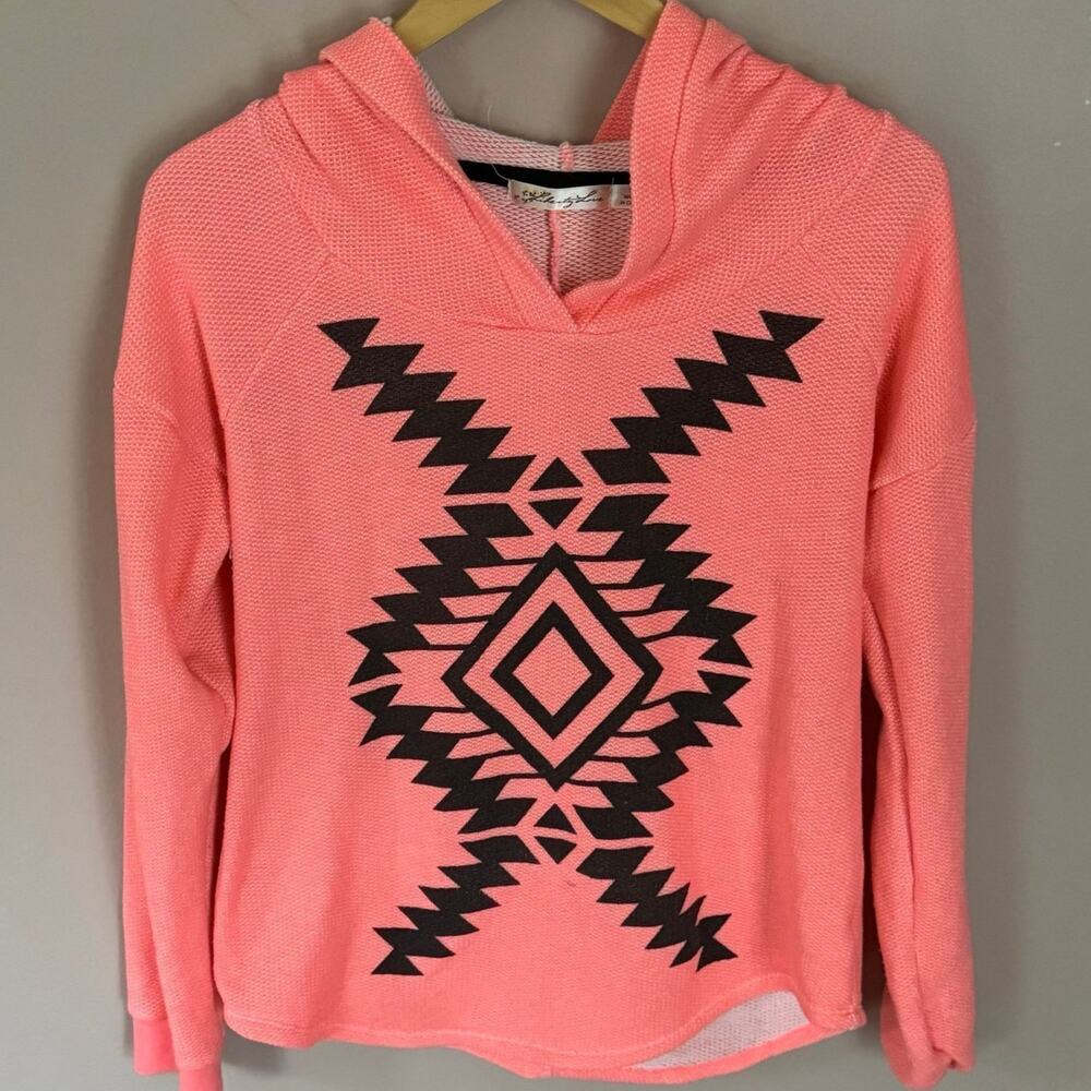 Liberty Love Pullover with a south western theme Large